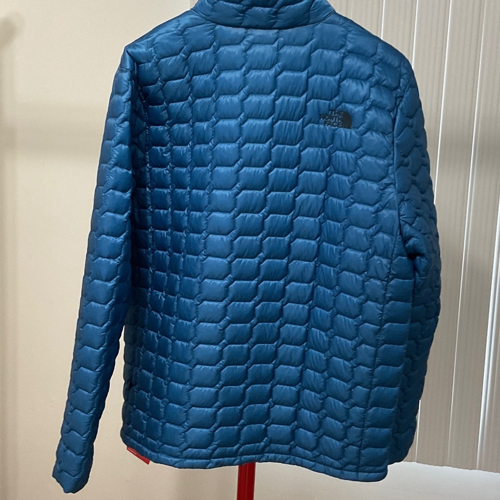 The North Face Men's Thermoball Jacket Size XL New Heron Blue TNF Slim Fit - Picture 4 of 10